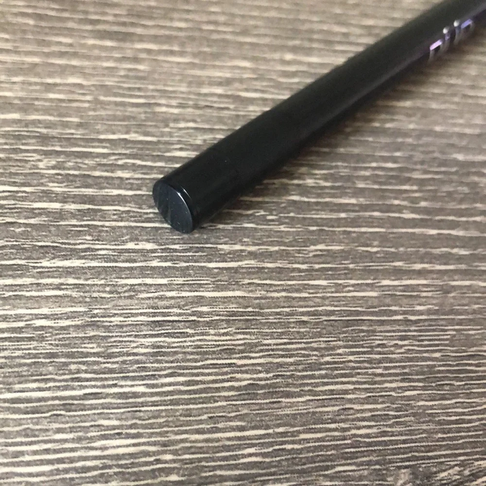 ❤️$12 NWT Pur On Point Eyeliner Black .4g / .014oz